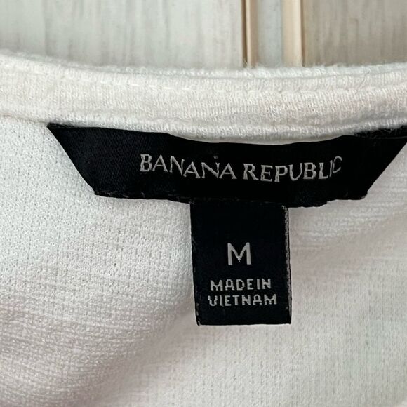 - Banana Republic Top - Picture 3 of 5